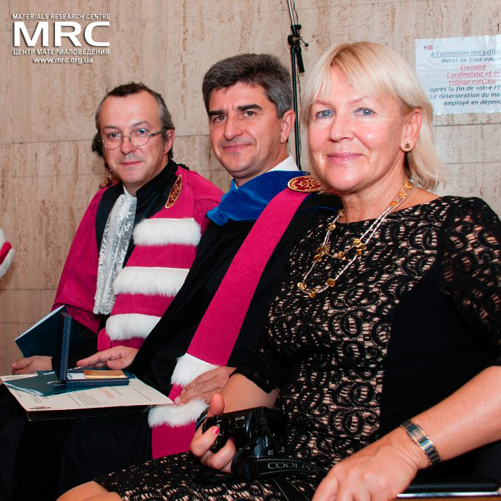 Проф.Патрис Симон, профессор Юрий Гогоци и Ларисса Гогоци на торжественной церемонии Doctor Honoris Causa, 8 октября 2014 года