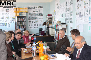  Work discussion on the projects results. From left to right:  N.Dudko, I.Tomashevskaya (STCU), S.Saenko (KIPT), M.Brodnikovskiy, Yu.Zubets, A.Ustyuzhanina (MRC),  M.Gubinskiy(NMetAU), . Barsukov (AETC, USA) and Upendra S. Rohatgi(Brookhaven National Laboratory, USA) 