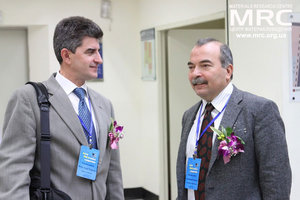 Yury Gogotsi with Mehmer Sarikaya at ABC