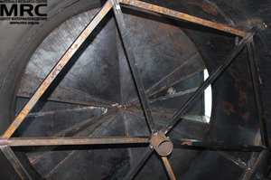  Верхняя крышка бункера с погрузочными отверстиями 