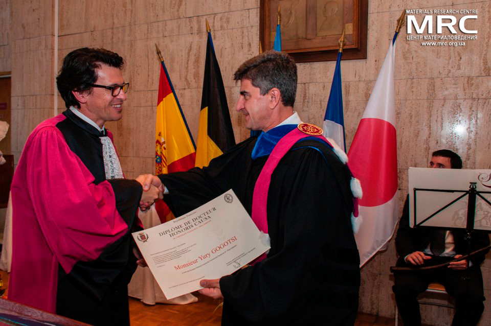 President of Paul Sabatier University, Prof. Bertrand Monthubert awarded Dr. Yury GOGOTSI (Drexel University, USA) with  Doctor Honoris Causa Diploma, October 8, 2014