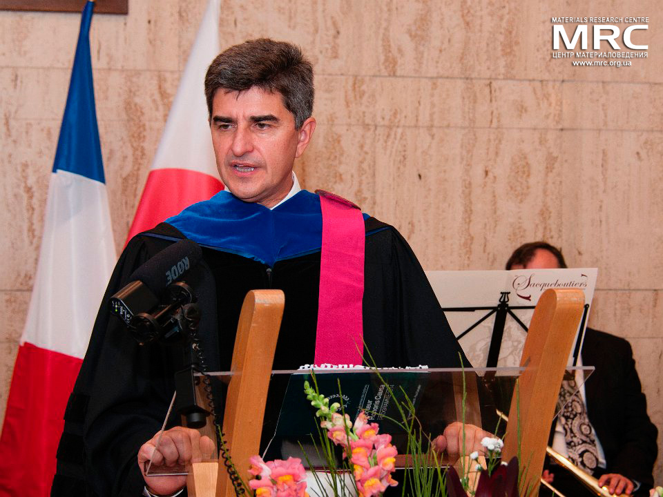Проф.Юрий Гогоци получил звание почетного доктора Университета Поля Сабатье, Тулуза,Франция , 8 октября 2014г.