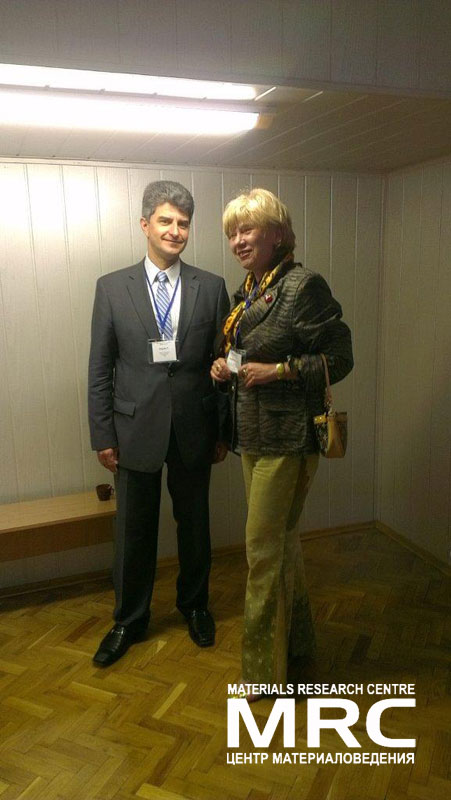 Профессор Юрий Гогоци с коллегой